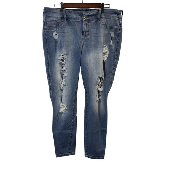 Torrid Women’s Distressed Jeggings Size 20 - Picture 1 of 8